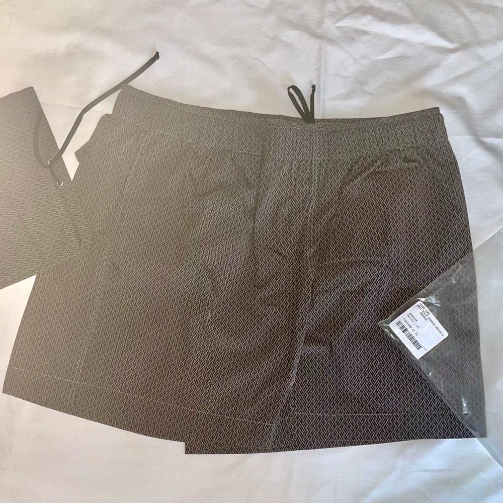 HERMES SHORTS NAVY GREY XL
